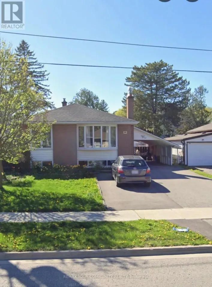 42 AURORA HEIGHTS DRIVE, Aurora