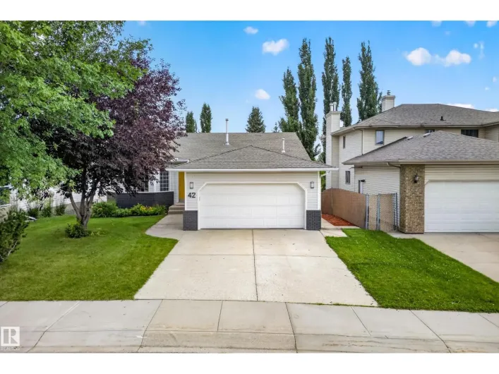 House for sale: 42 CHARLTON CR, Sherwood Park