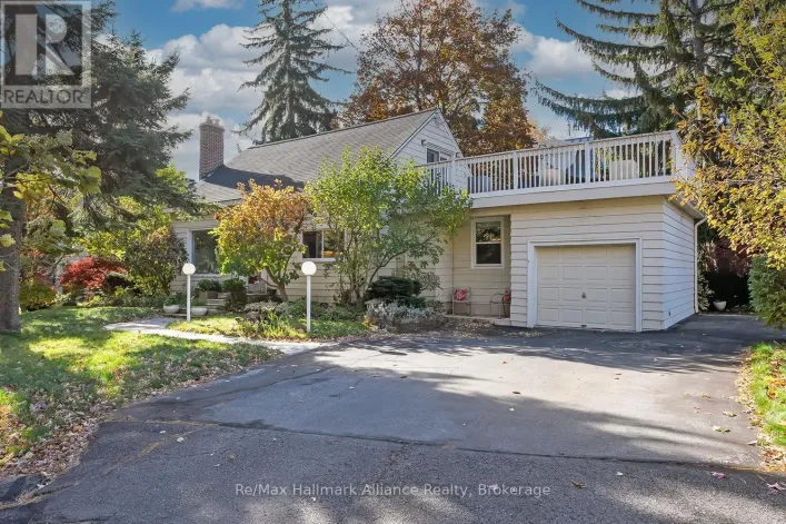 42 CHARTWELL ROAD, Oakville