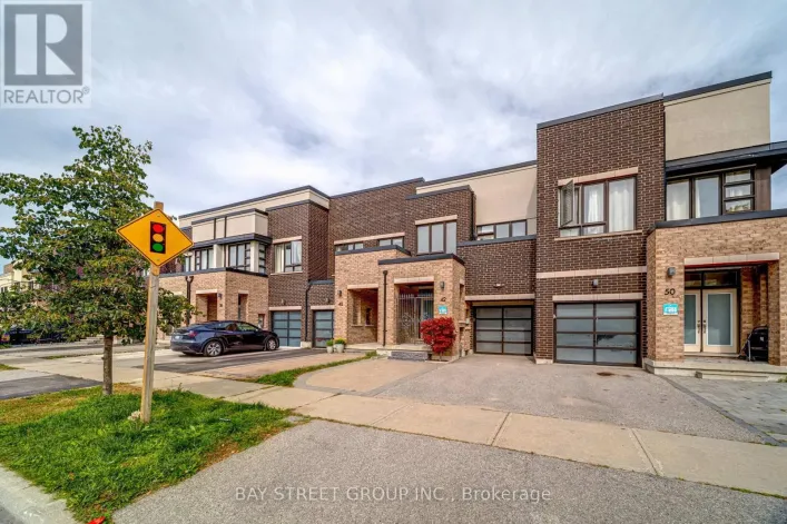 42 DARIOLE DRIVE, Richmond Hill