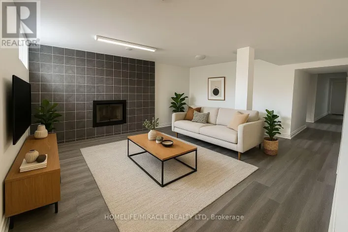 42 DASHWOOD CRESCENT, Toronto