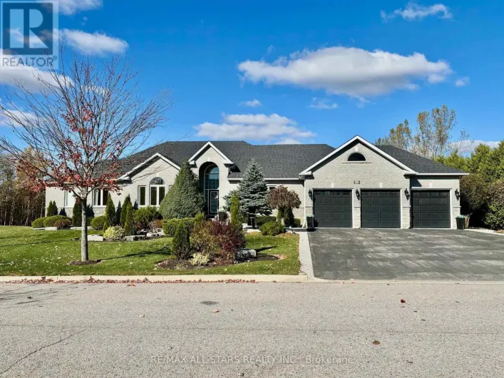 42 DEER RIDGE ROAD, Uxbridge