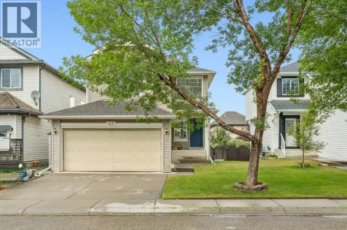 42 Douglas Glen Circle SE, Calgary