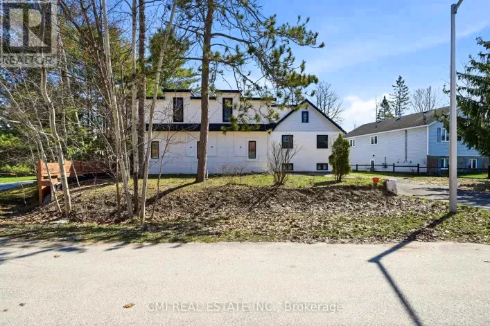 42 FATIMA COURT, Wasaga Beach