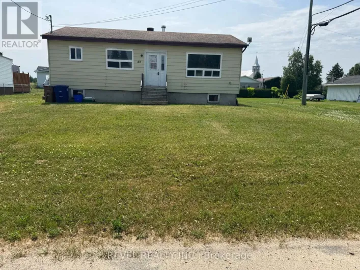 42 GAUTHIER STREET, Kapuskasing