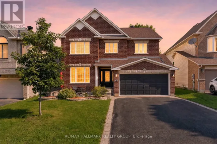 42 GLENRILL PLACE S, Ottawa