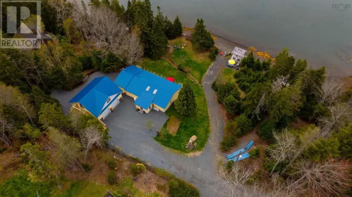 42 Goldfinch Lane, Heckmans Island