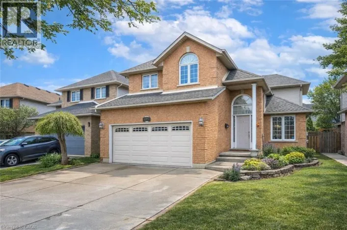 42 HILLGARDEN Drive, Stoney Creek