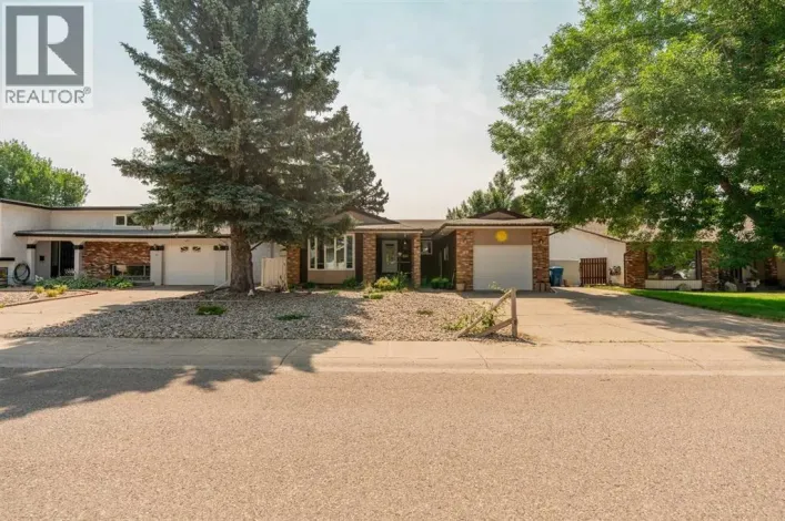 42 Honeysuckle Road N, Lethbridge