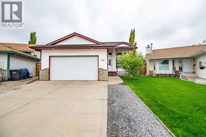 42 Logan Close, Red Deer