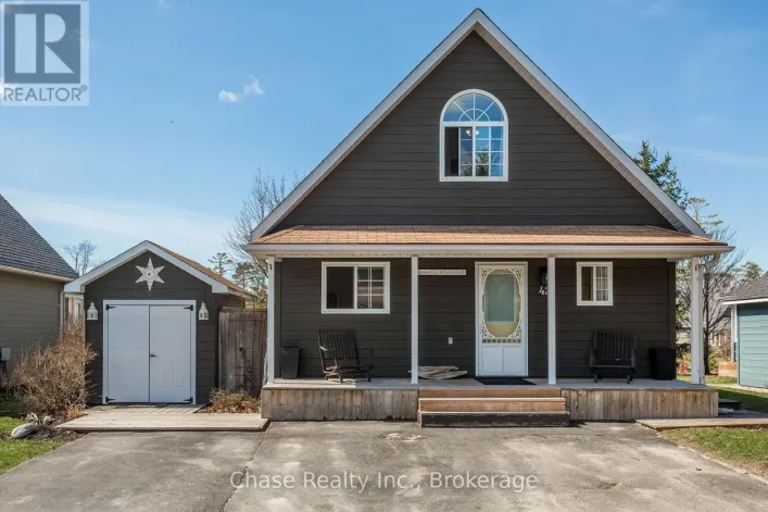 42 MADAWASKA TRAIL, Wasaga Beach