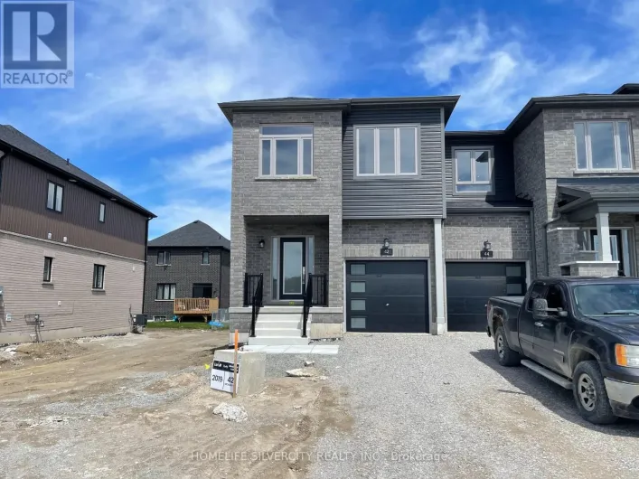 42 MCAUSH STREET, Barrie