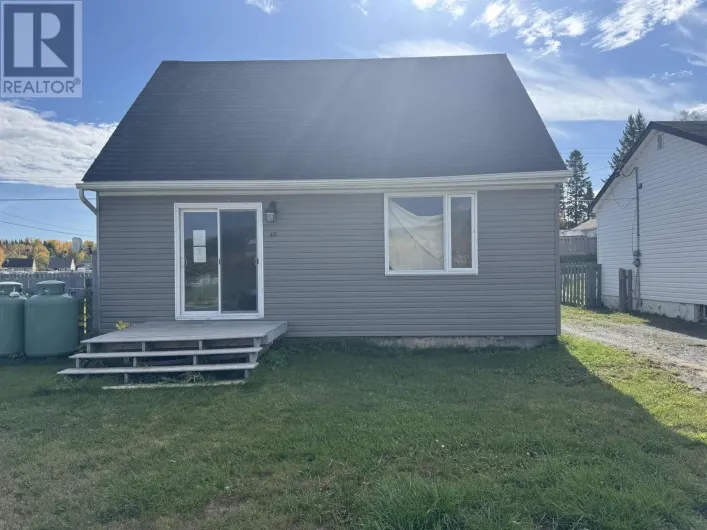 42 Ohsweken Road, Manitouwadge