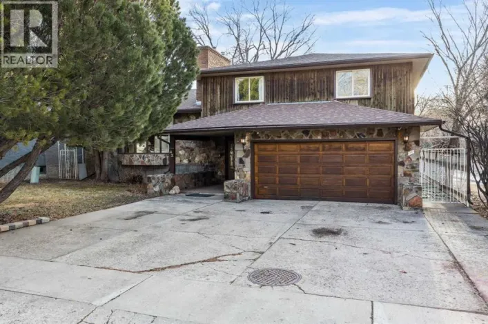 42 Red Deer Drive SW, Medicine Hat