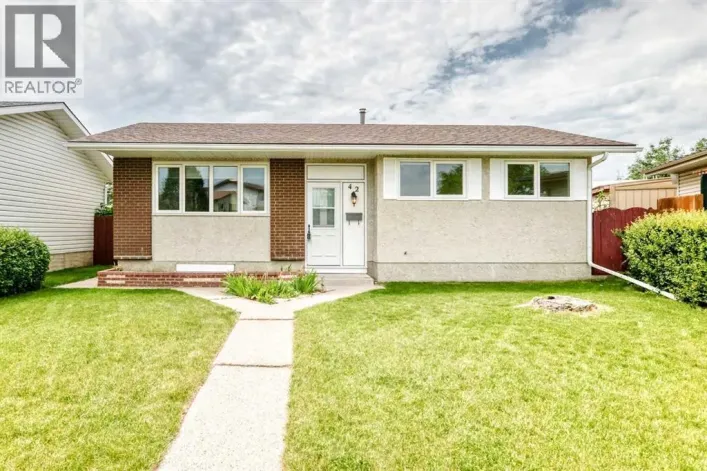 42 Rundlelawn Close NE, Calgary