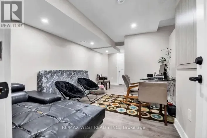 42 RUSSELL CREEK DRIVE, Brampton
