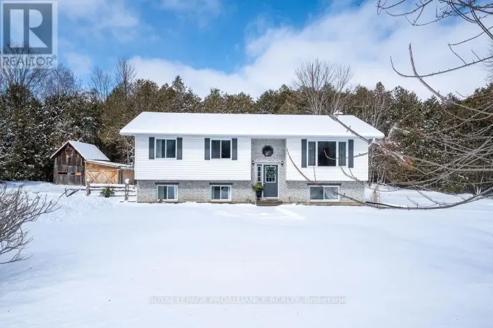 42 SPRINGBROOK ROAD, Centre Hastings