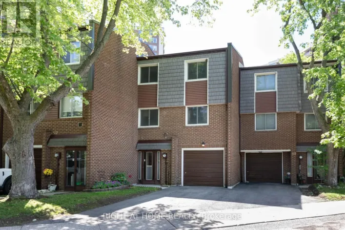 42 VICORA LINKWAY, Toronto