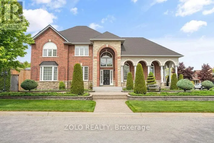 42 VINIFERA DRIVE, Grimsby