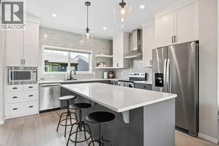42 Wolf Creek Manor SE, Calgary