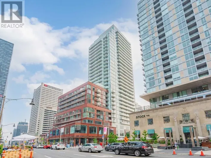 420 - 33 HELENDALE AVENUE, Toronto