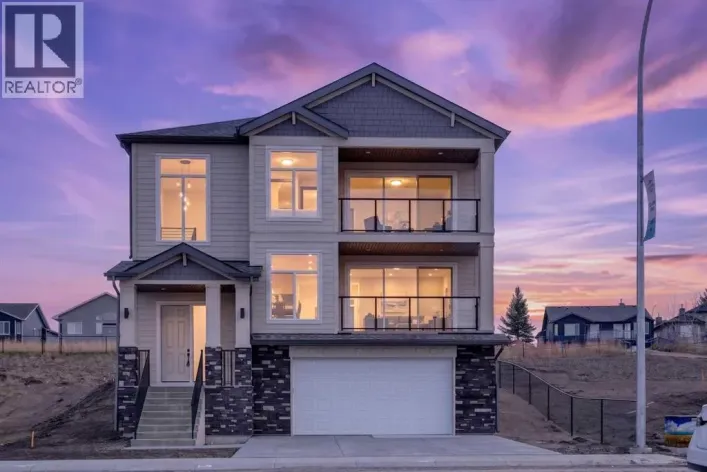 420 Lakewood Drive, Strathmore