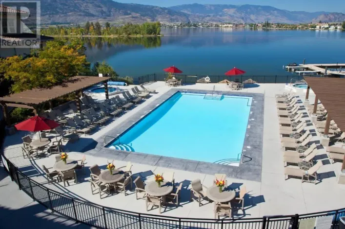 4200 LAKESHORE Drive Unit# 320, Osoyoos
