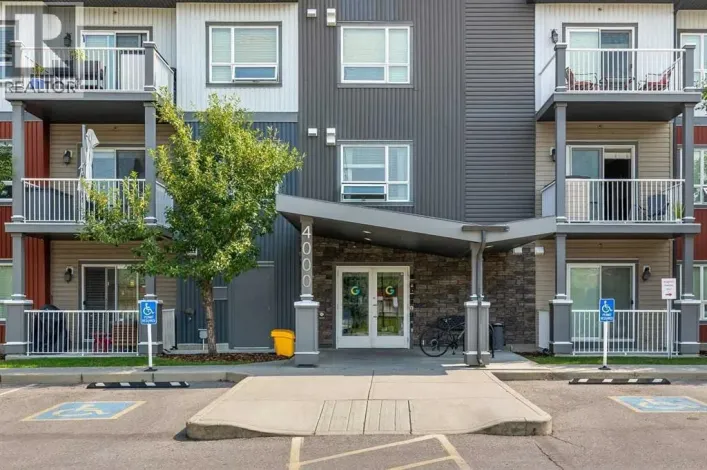 4201, 5305 32 Avenue SW, Calgary