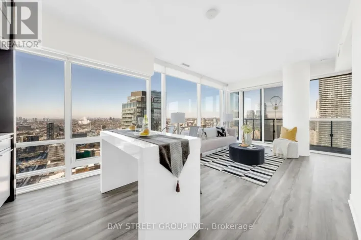 4204 - 15 GRENVILLE STREET, Toronto