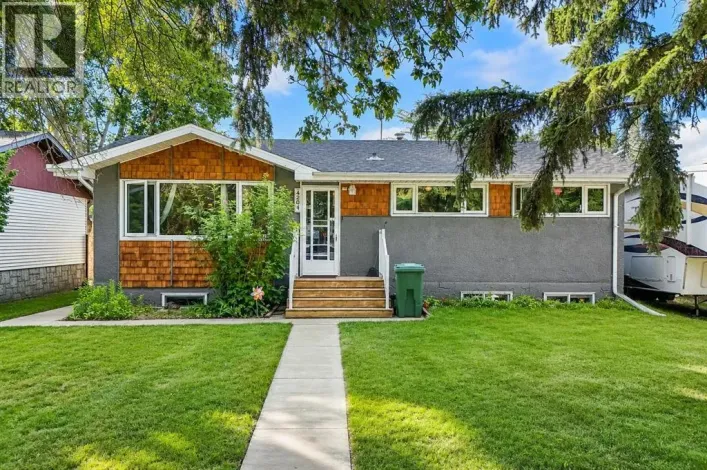 4204 45 Street, Ponoka