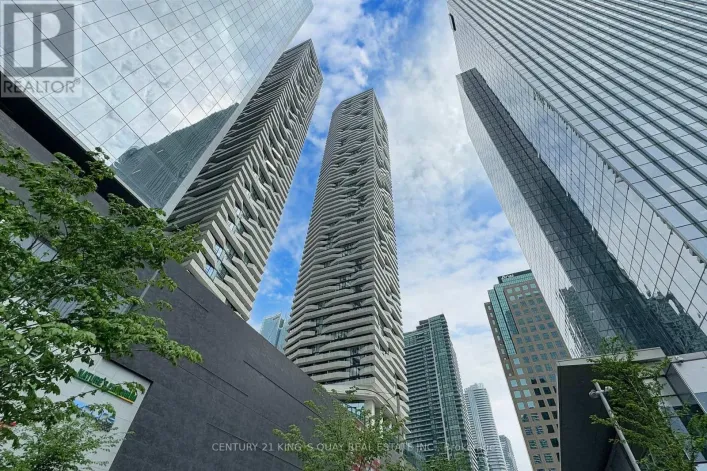 4204 - 88 HARBOUR STREET, Toronto