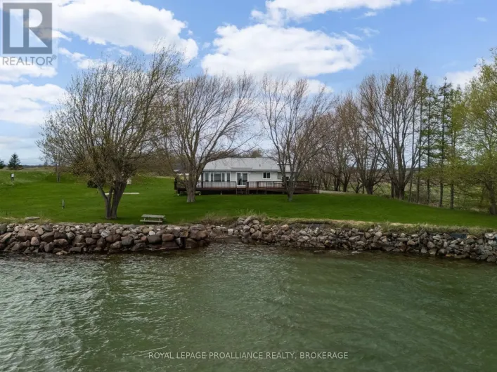 4205 HIGHWAY 96, Frontenac Islands