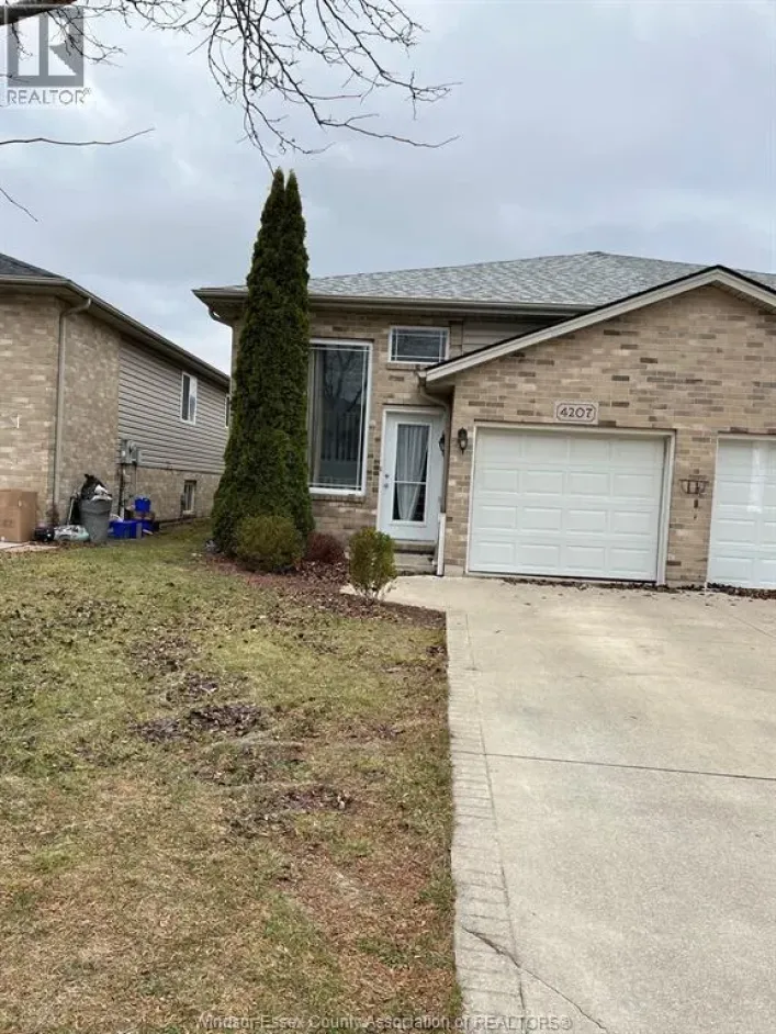 4207 WHISKEY AVENUE, Windsor