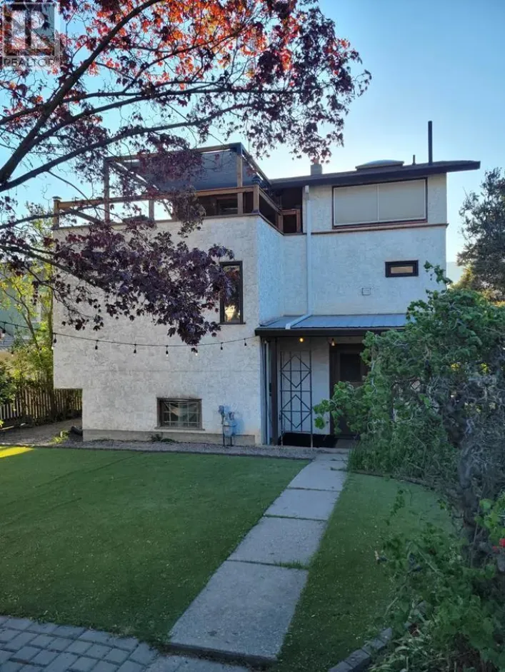 4208 33 Street, Vernon