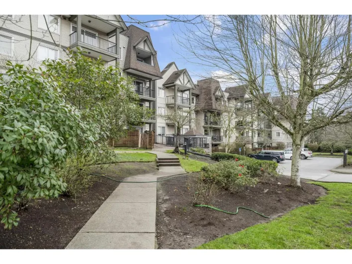 421 12083 92A AVENUE, Surrey