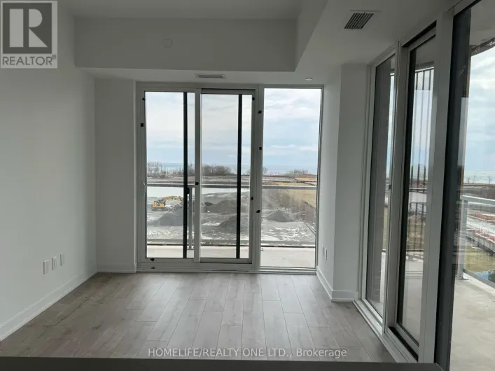 421 - 220 MISSINNIHE WAY, Mississauga