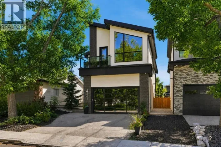 421 29 Avenue NE, Calgary