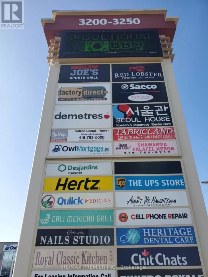 421 - 3200 DUFFERIN STREET, Toronto