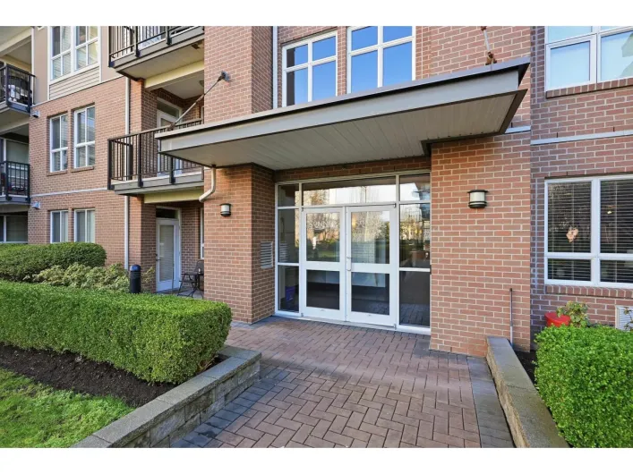 421 5430 201 STREET, Langley