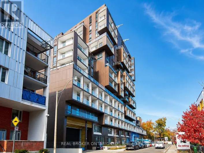 421 - 80 VANAULEY STREET, Toronto
