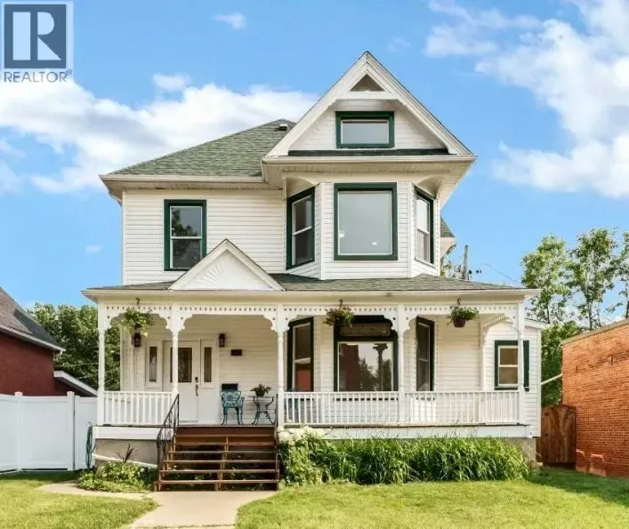 421 Aberdeen Street SE, Medicine Hat