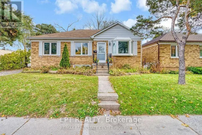 421 ST AUGUSTINE DRIVE, Oakville