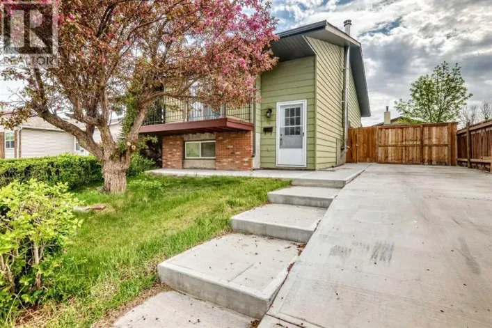 4218 38 Street NE, Calgary