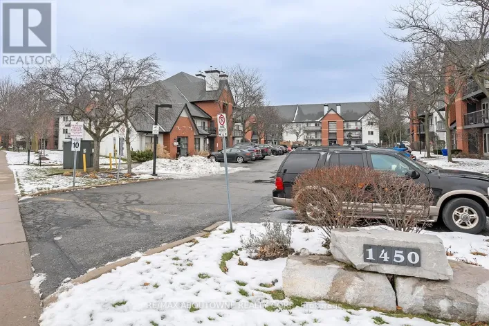422 - 1450 GLEN ABBEY GATE, Oakville