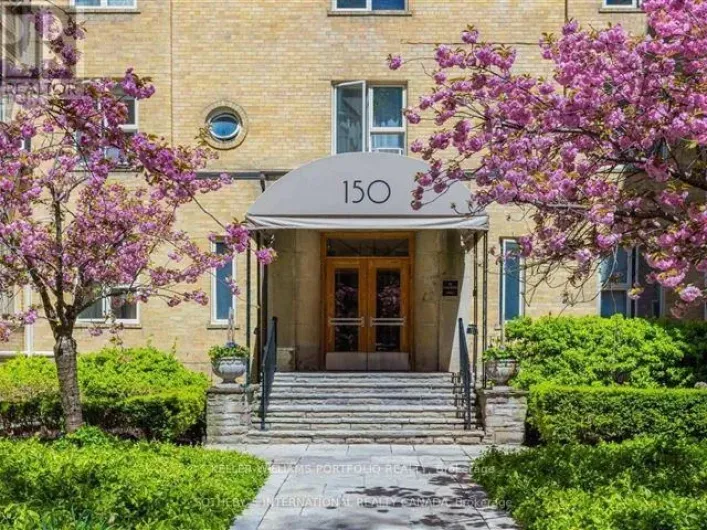 422 - 150 FARNHAM AVENUE, Toronto