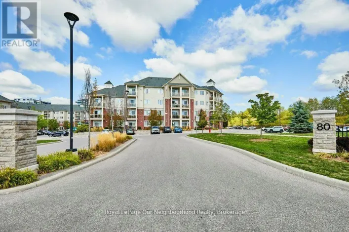 422 - 80 ASPEN SPRINGS DRIVE, Clarington