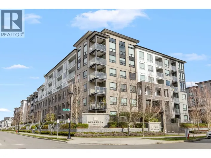 422 9213 ODLIN ROAD, Richmond