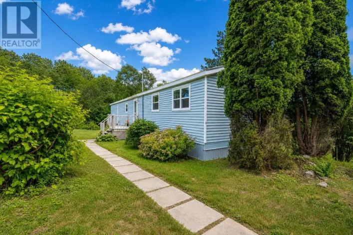 422 Chapel Road, Northside East Bay
