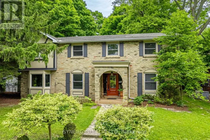 422 RIVERSIDE DRIVE, London North