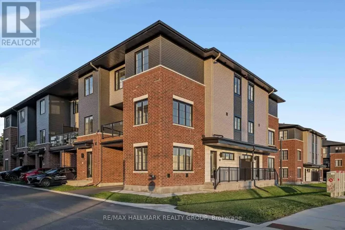 422 ROLLING MEADOW CRESCENT, Ottawa